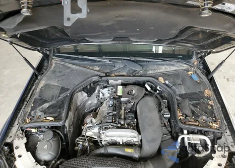 2019 Mercedes-Benz C 300 4Matic из США, поврежденный, VIN 55SWF8EB7KU305631